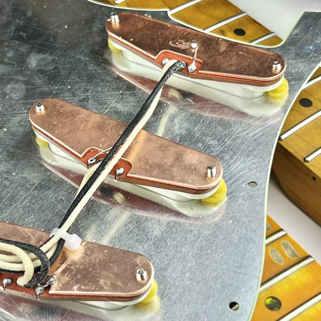 DIY Guitar ST Pickguard Kit SS – обзор и цена Diy Guitar Electronics Kit
